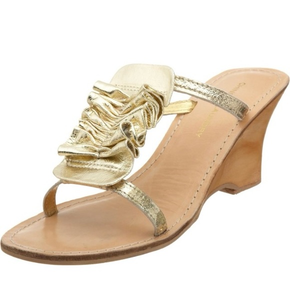 EUC - Chinese Laundry gold strappy sandals. Size 9. Riza. Wedge heel. - Picture 7 of 8